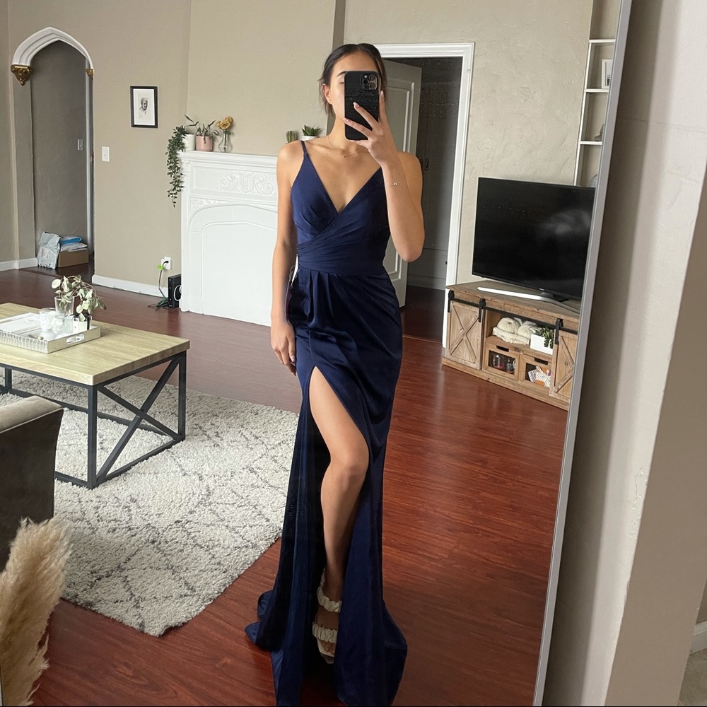 NWT Prom V Neck Ruched Open Back Dress by Faviana